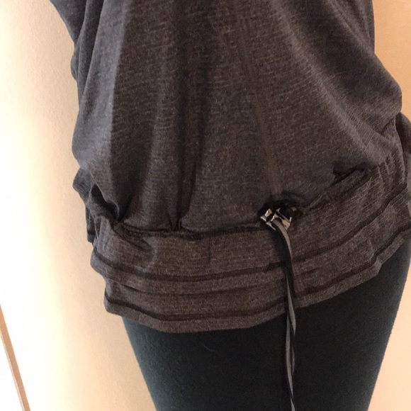 🍋Lululemon🍋 top🏃🏽♀️ - Picture 8 of 10